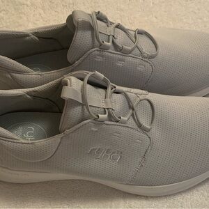 Ryka Men's Light Gray Sneakers